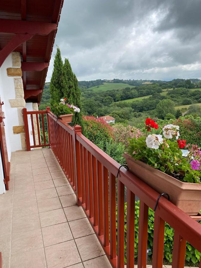 Ilargi Argi Bed & Breakfast Saint-Pée-sur-Nivelle Exterior foto